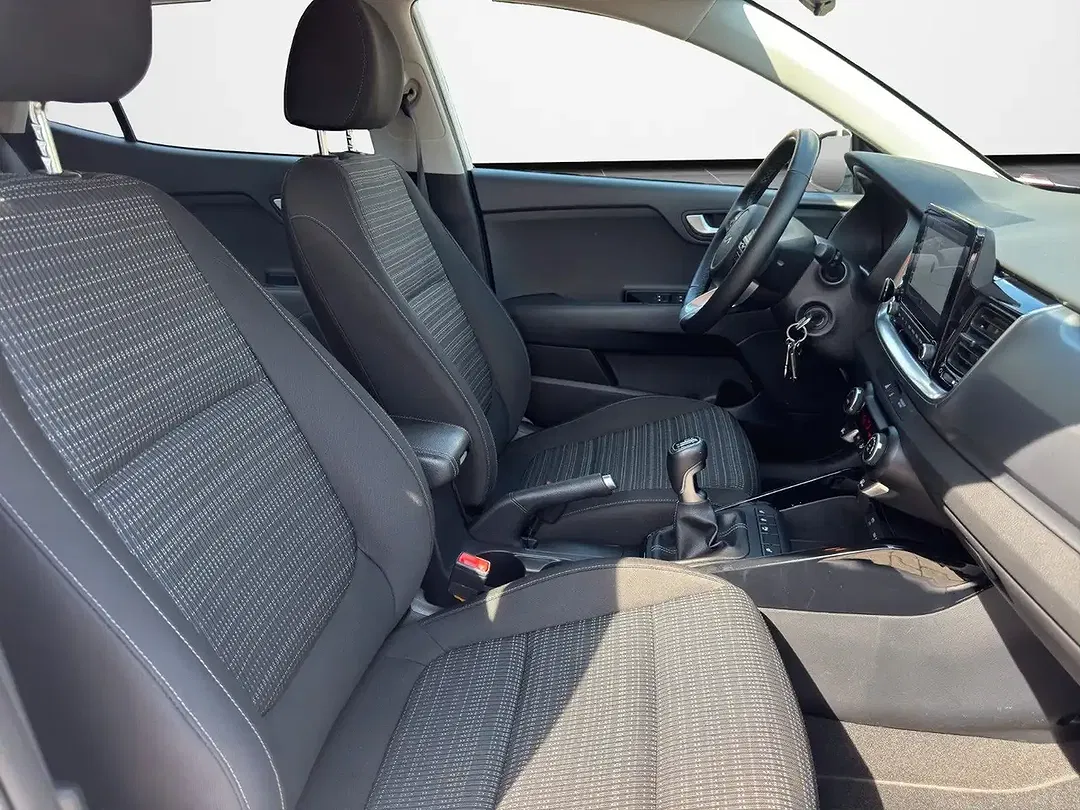 Kia Stonic Vision - Thumbnail 11