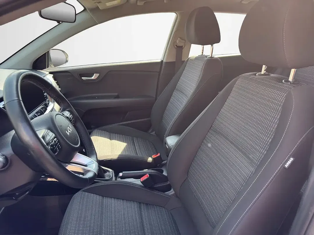 Kia Stonic Vision - Thumbnail 8