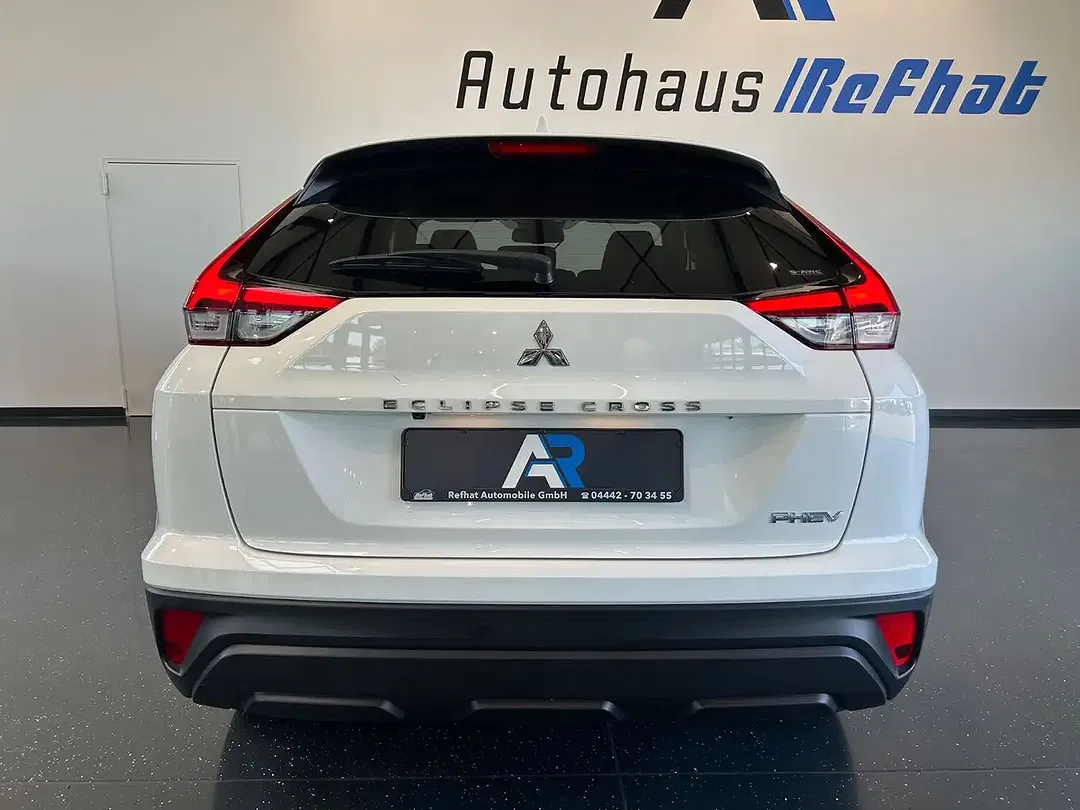 Mitsubishi Eclipse Cross Hybrid 4WD Basis - Thumbnail 13
