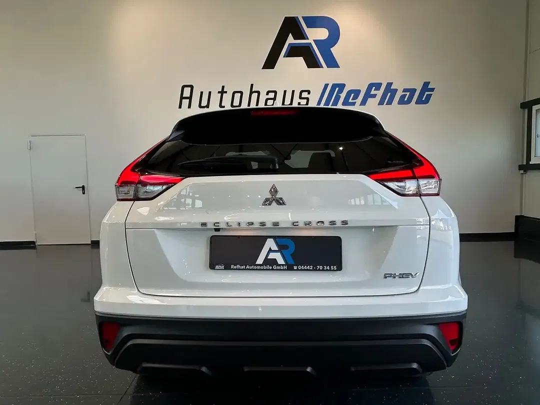 Mitsubishi Eclipse Cross Hybrid 4WD Basis - Thumbnail 7