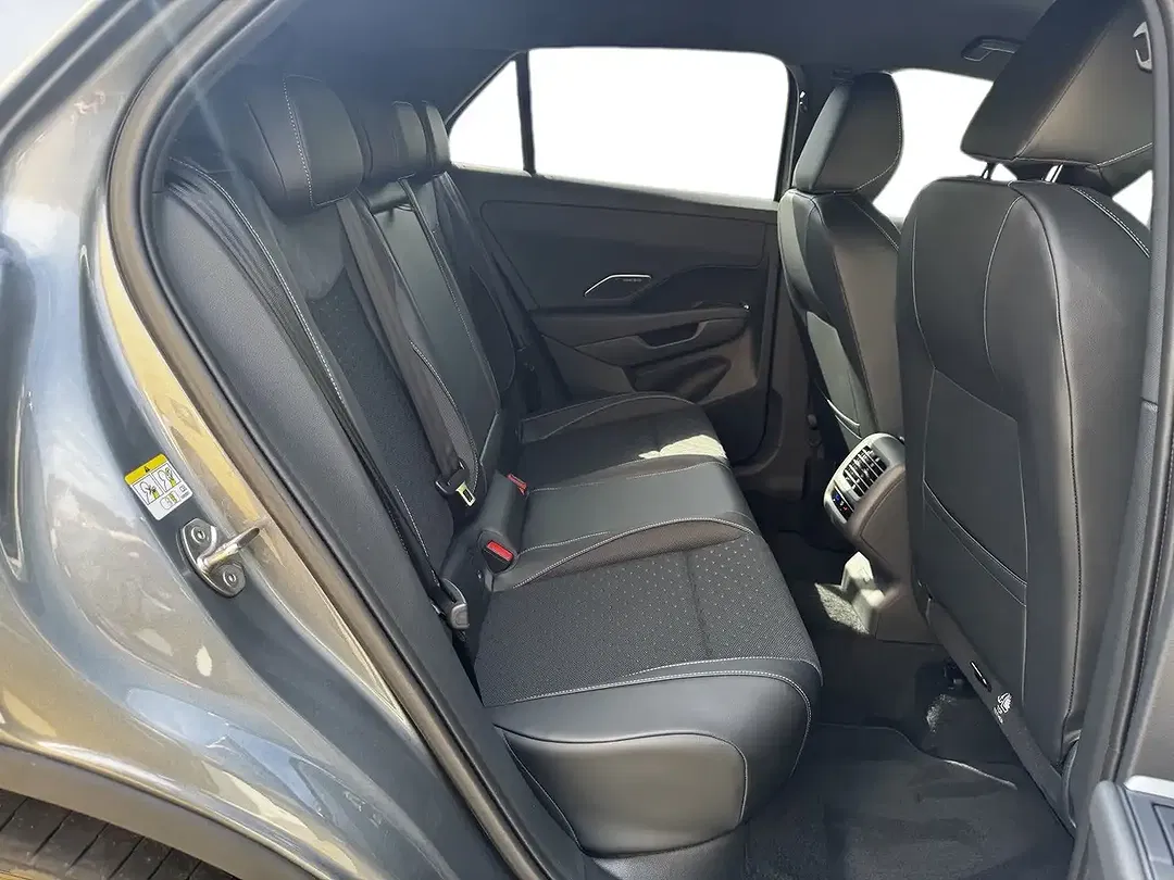 Volkswagen T-Roc 1.5 TSI DSG R-Line - Thumbnail 9