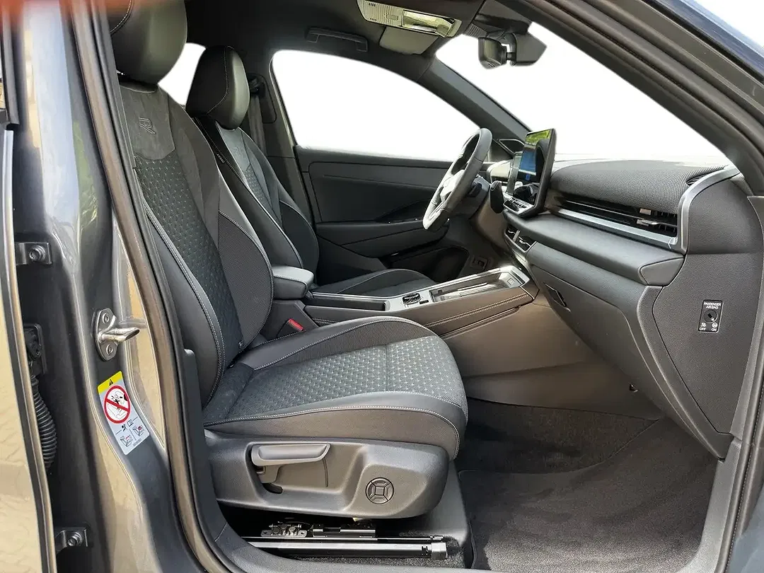 Volkswagen T-Roc 1.5 TSI DSG R-Line - Thumbnail 8