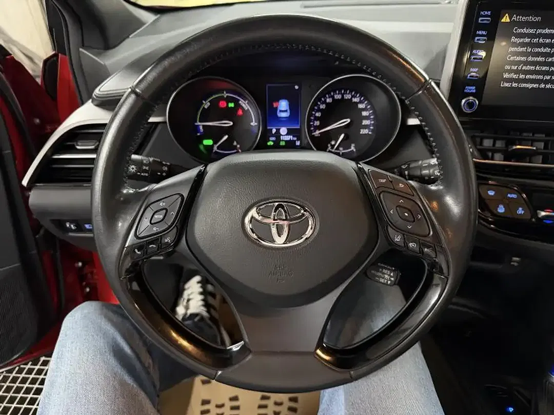 Toyota C-HR Black Edition - Thumbnail 13
