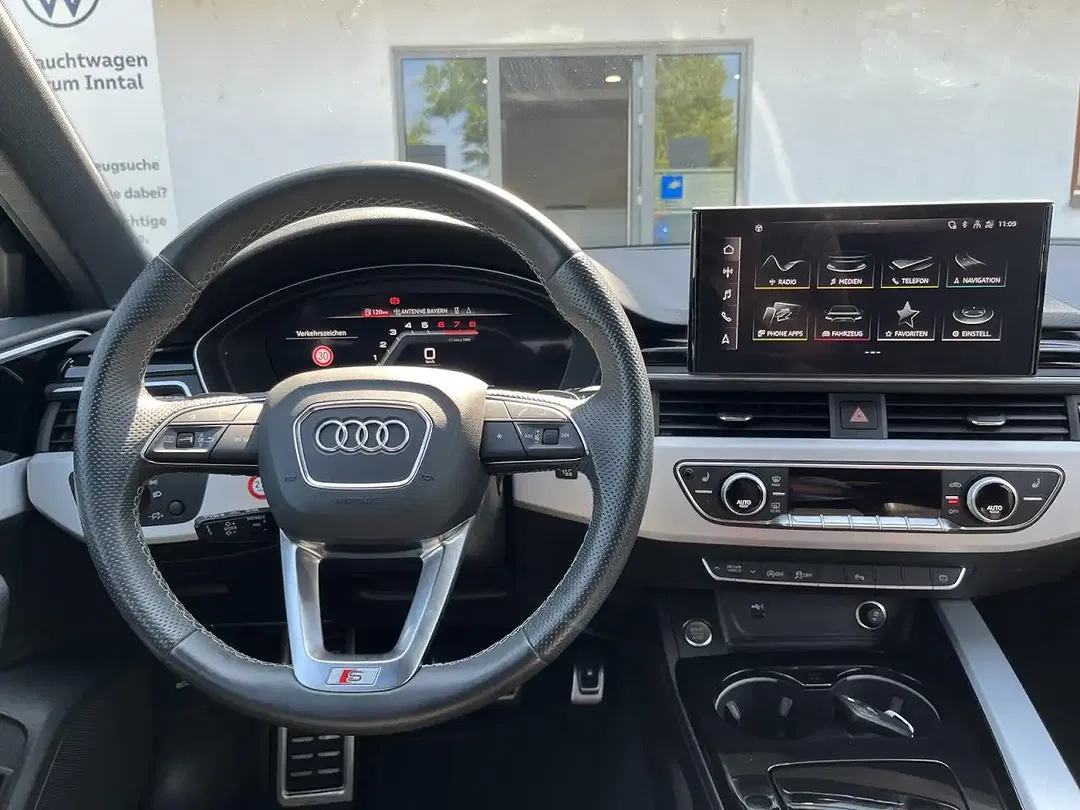 Audi A4 40 TFSI S tronic quattro Avant S line - Thumbnail 13