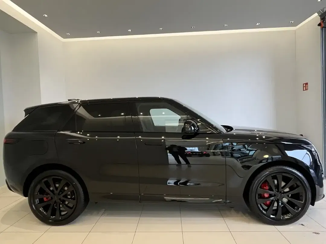 Land Rover Range Rover Sport D300 Dynamic HSE - Thumbnail 6