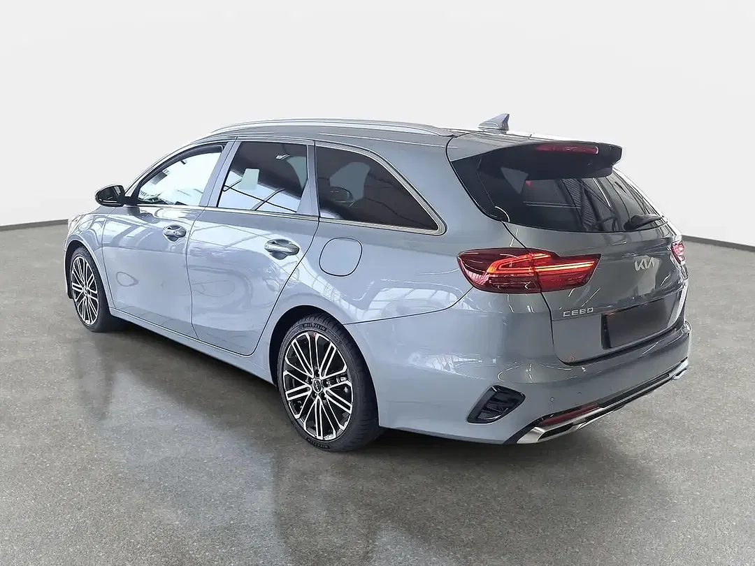 Kia Ceed SW / cee'd SW 1.5 T-GDI DCT GT-Line - Thumbnail 4
