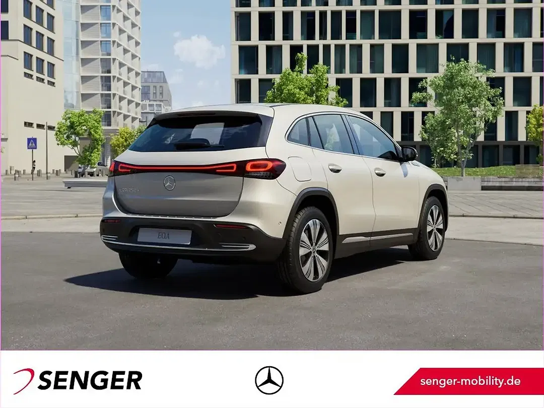Mercedes-Benz EQA 250 EQ - Thumbnail 3