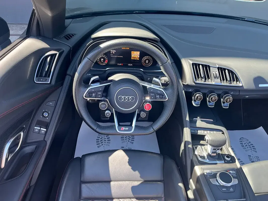 Audi R8 5.2 FSI S tronic performance - Thumbnail 3