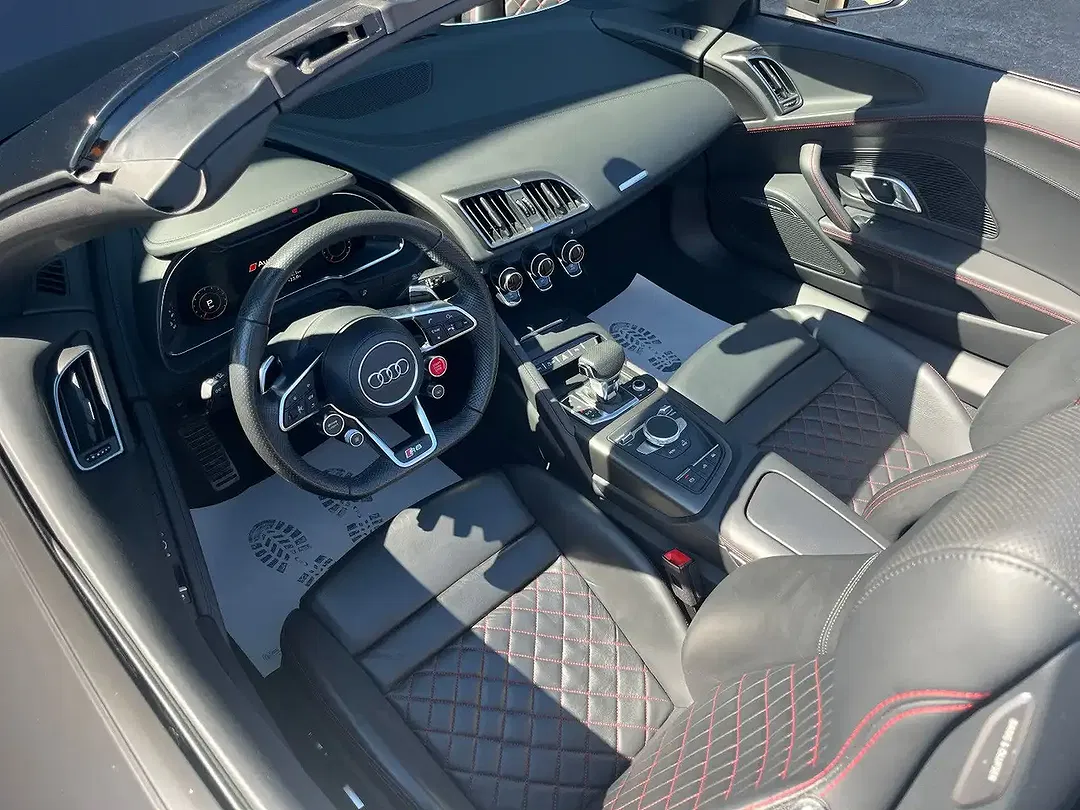 Audi R8 5.2 FSI S tronic performance - Thumbnail 5