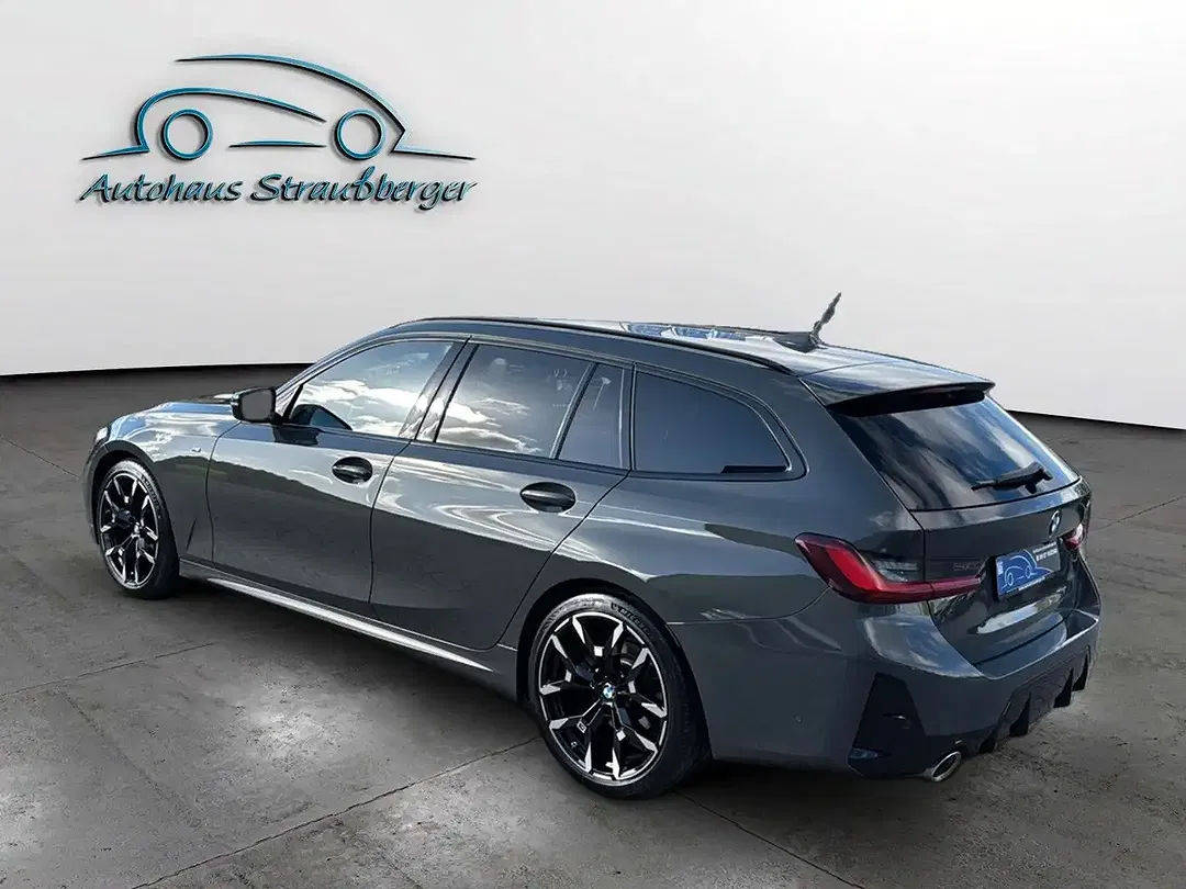 BMW 320 Touring M Sport - Thumbnail 3