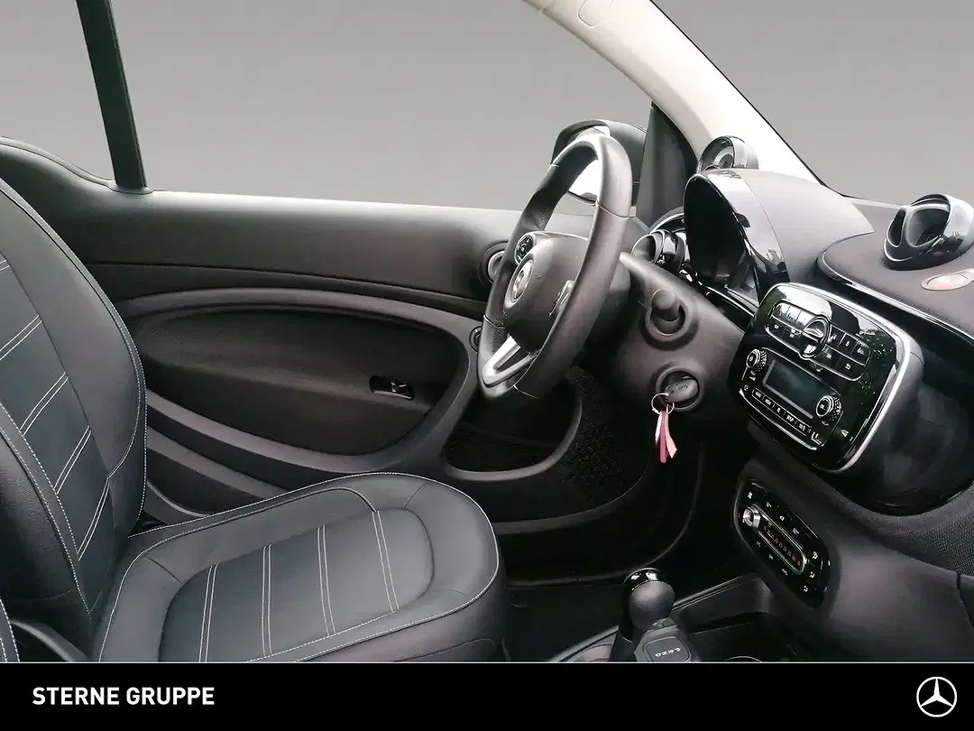 smart forTwo - Thumbnail 11