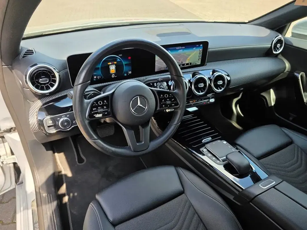 Mercedes-Benz A 180 7G-DCT Style - Thumbnail 10
