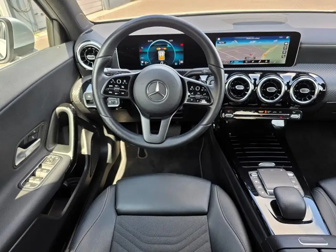 Mercedes-Benz A 180 7G-DCT Style - Thumbnail 12