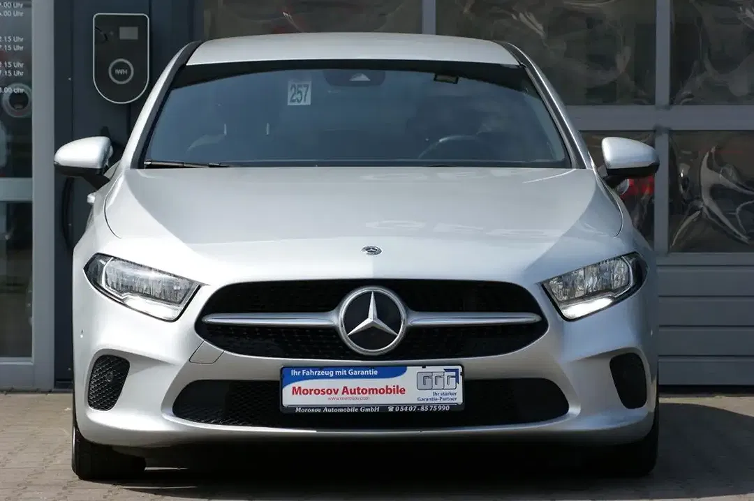 Mercedes-Benz A 180 7G-DCT Style - Thumbnail 7