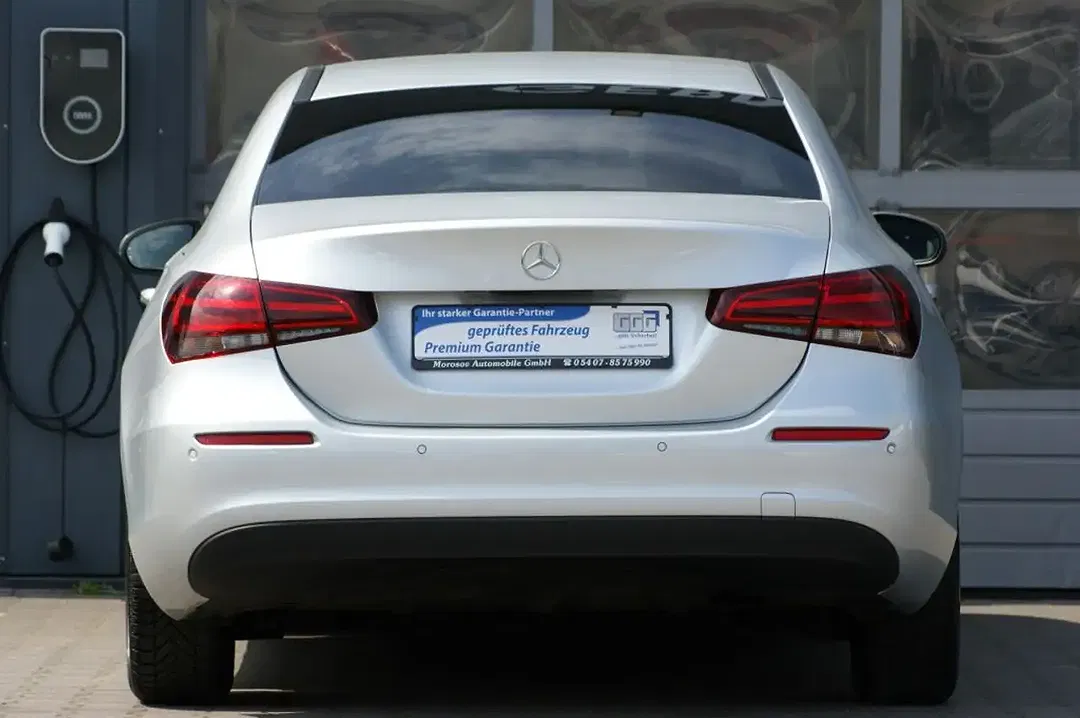 Mercedes-Benz A 180 7G-DCT Style - Thumbnail 8