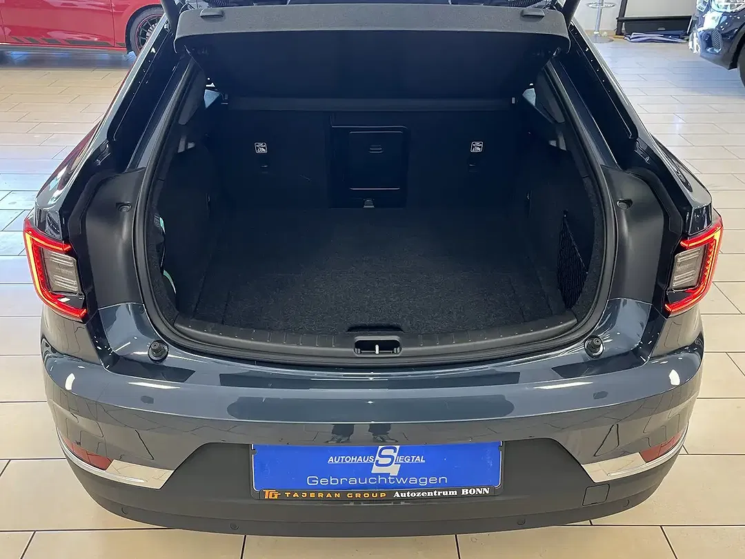 Polestar 2 Long Range - Thumbnail 6