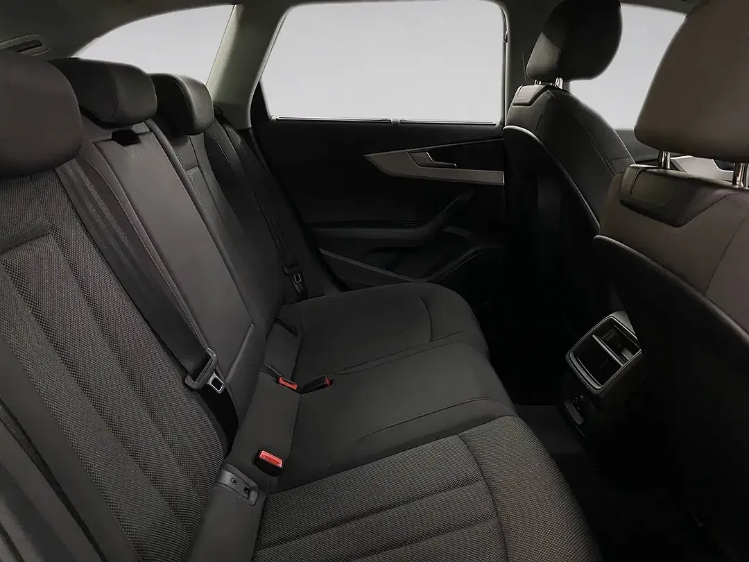 Audi A4 30 TDI AUT Avant plus - Thumbnail 10