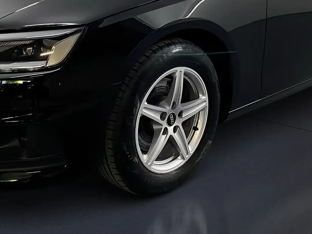 Audi A4 30 TDI AUT Avant plus - Thumbnail 13