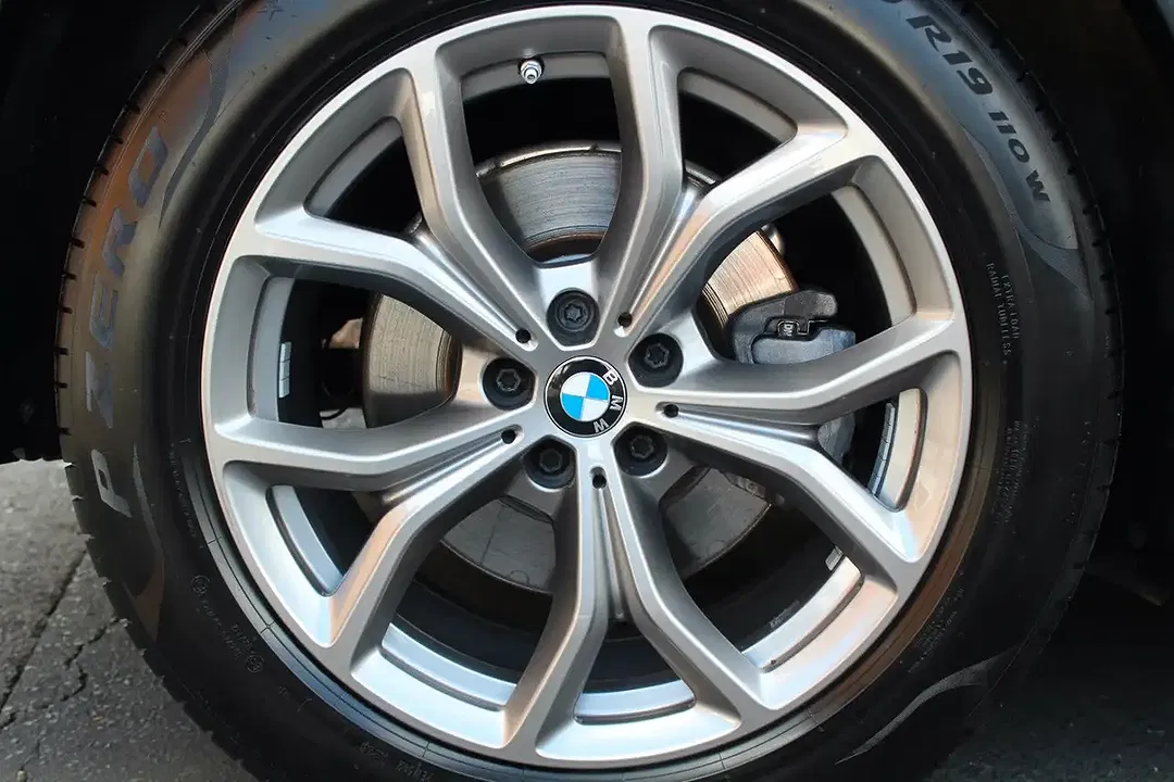 BMW X5 xDrive - Thumbnail 21
