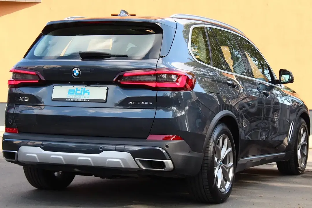 BMW X5 xDrive - Thumbnail 5