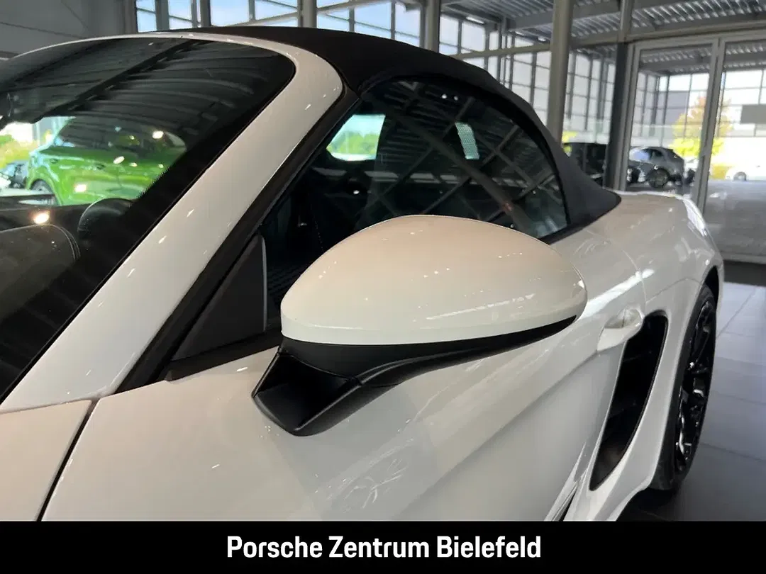 Porsche Boxster Style Edition - Thumbnail 13