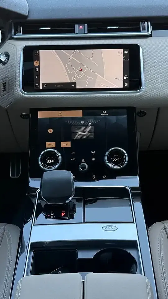 Land Rover Range Rover Velar R-Dynamic SE - Thumbnail 12