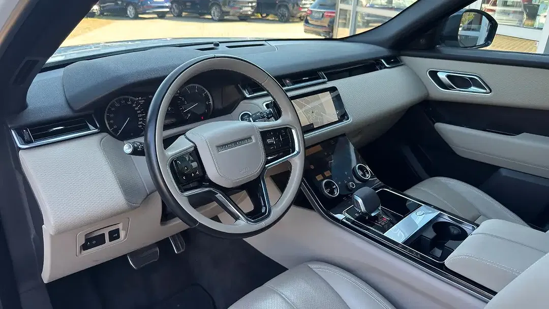 Land Rover Range Rover Velar R-Dynamic SE - Thumbnail 9