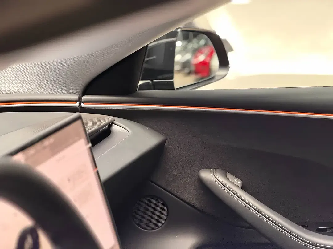 Tesla Model 3 Performance Highland Premium - Thumbnail 11