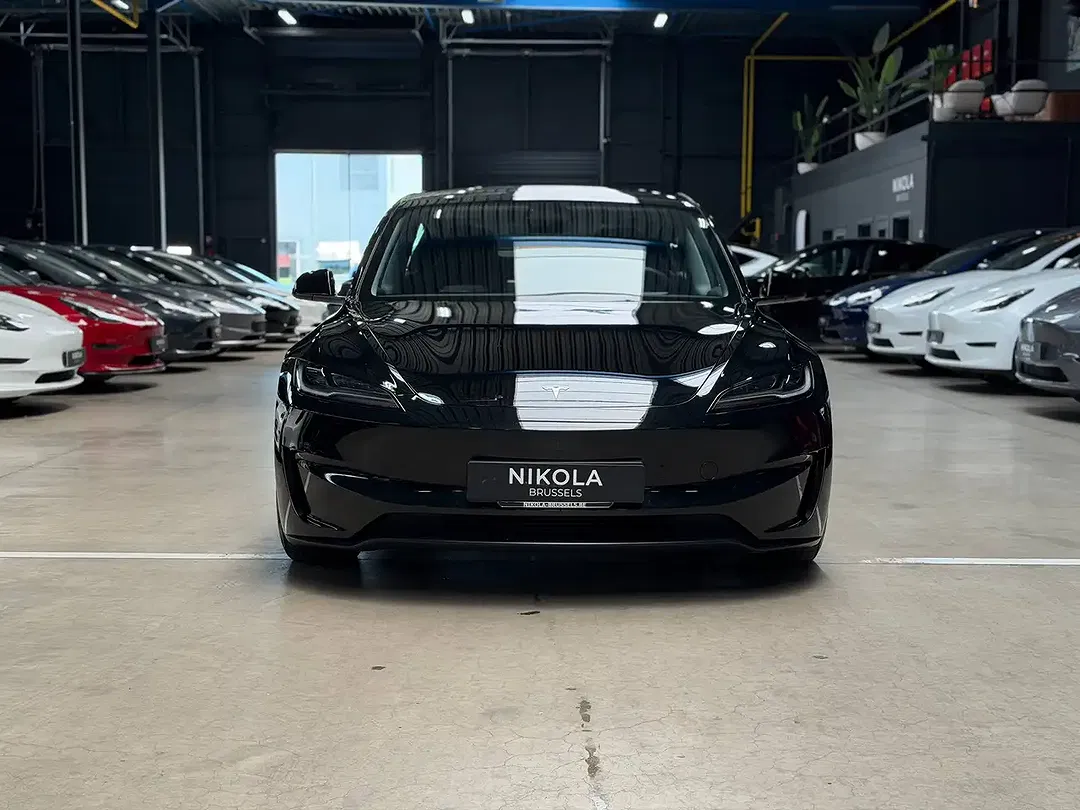 Tesla Model 3 Performance Highland Premium - Thumbnail 6
