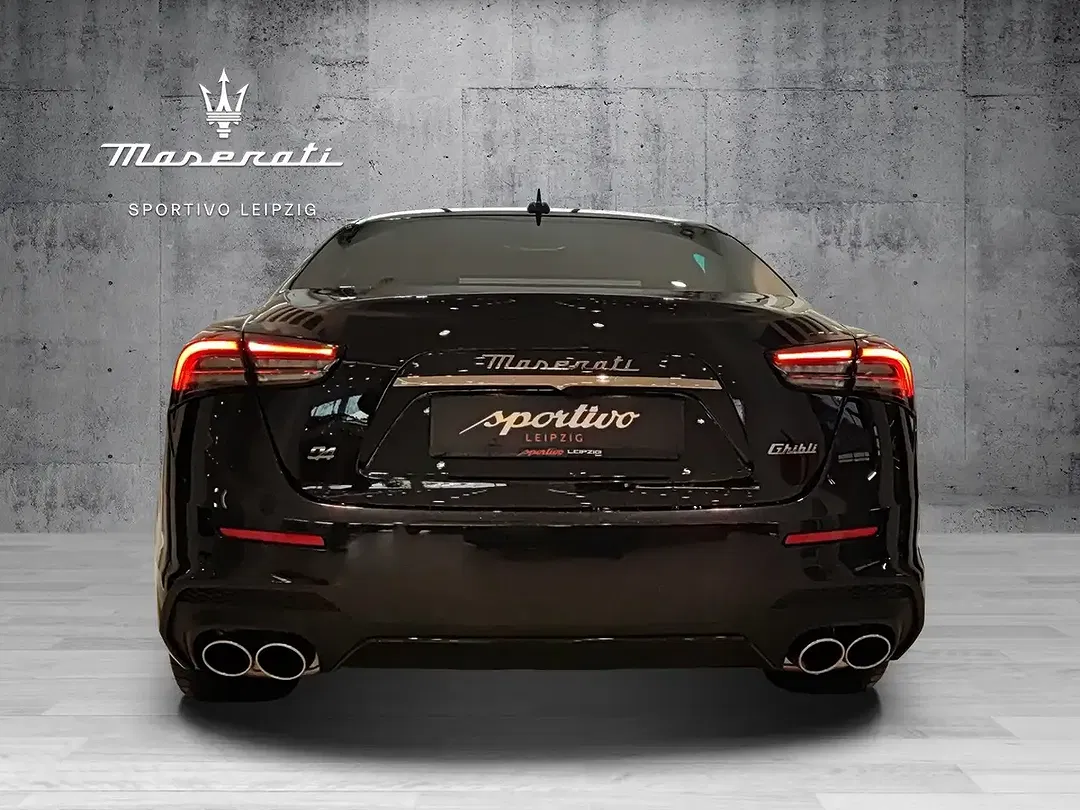 Maserati Ghibli Ultima Modena - Thumbnail 4