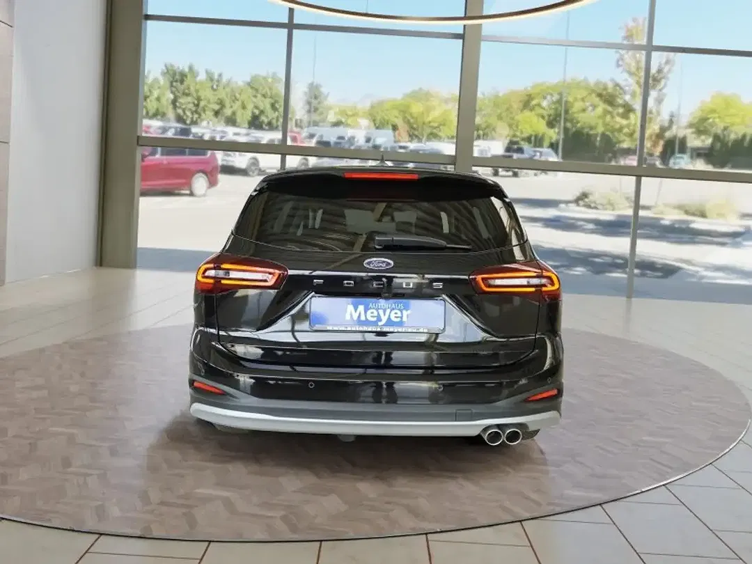 Ford Focus 1.0 Active X - Thumbnail 7