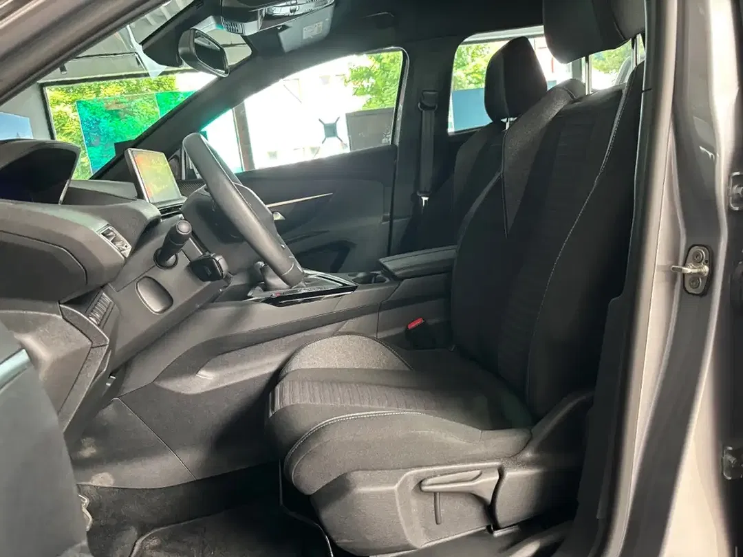 Peugeot 5008 PureTech Active Pack - Thumbnail 11
