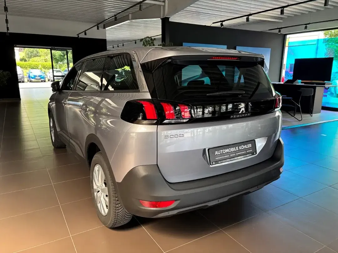 Peugeot 5008 PureTech Active Pack - Thumbnail 6