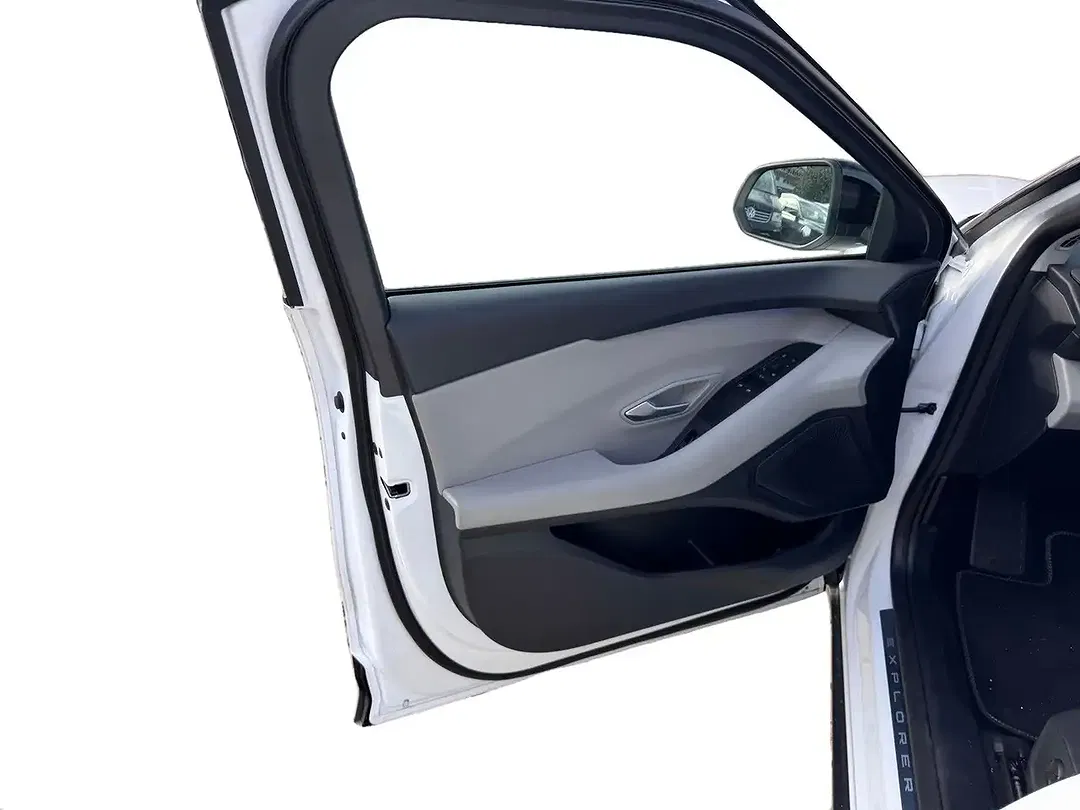 Ford Explorer Premium - Thumbnail 11