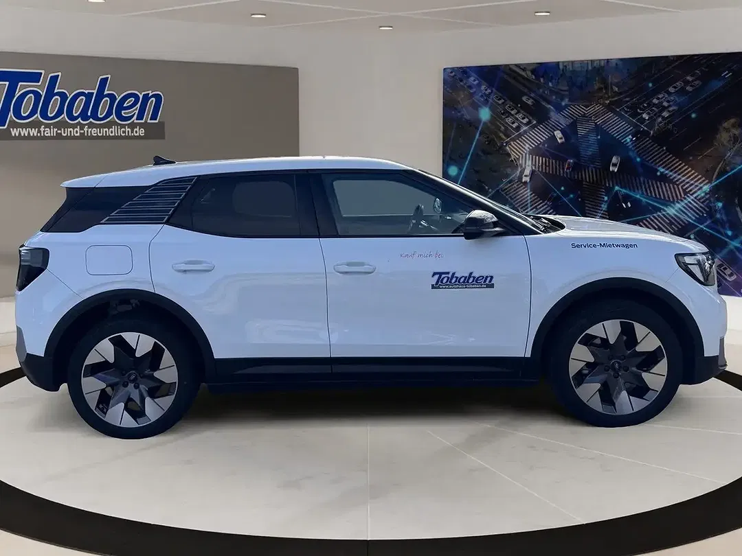 Ford Explorer Premium - Thumbnail 4