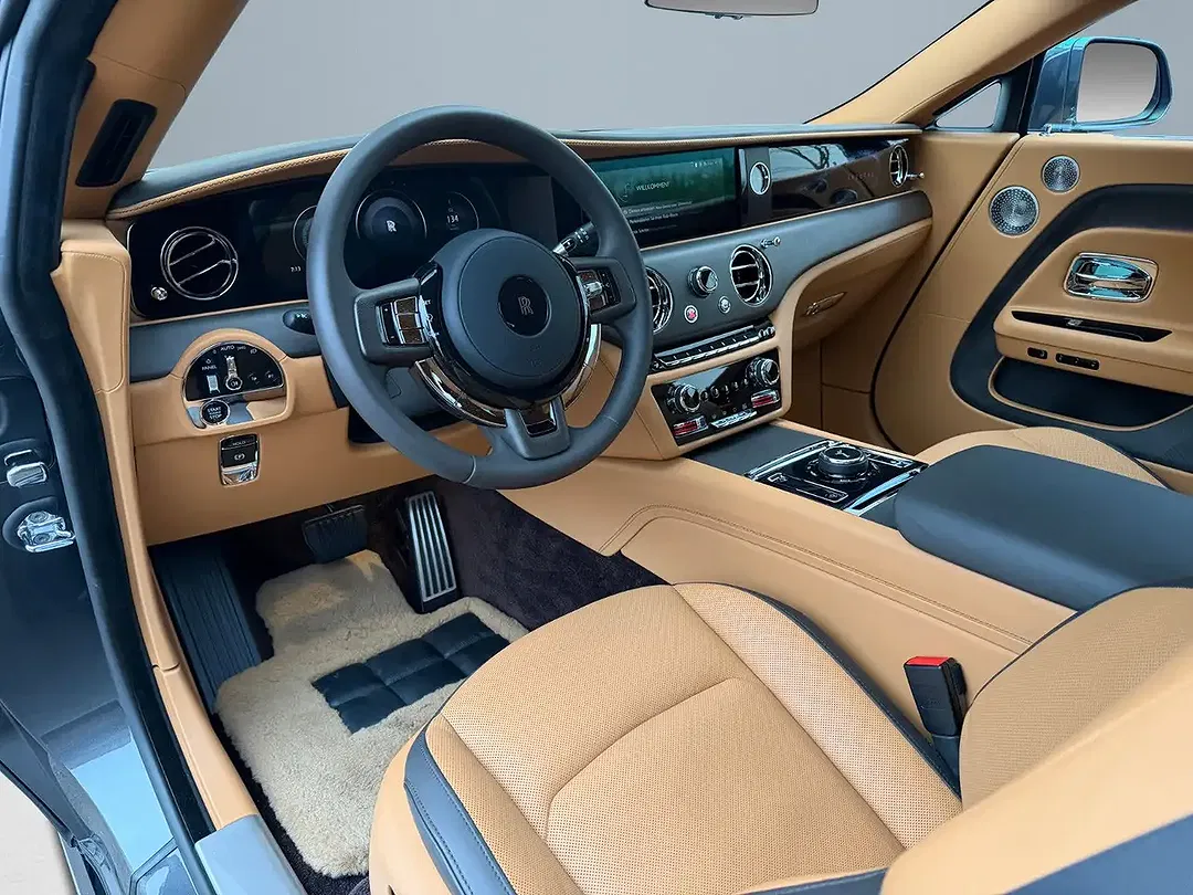 Rolls-Royce Spectre - Thumbnail 13