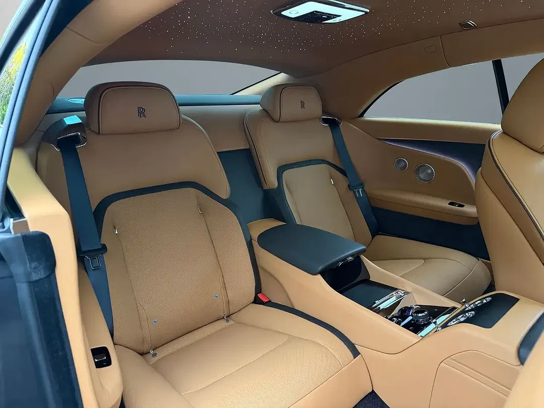 Rolls-Royce Spectre - Thumbnail 21