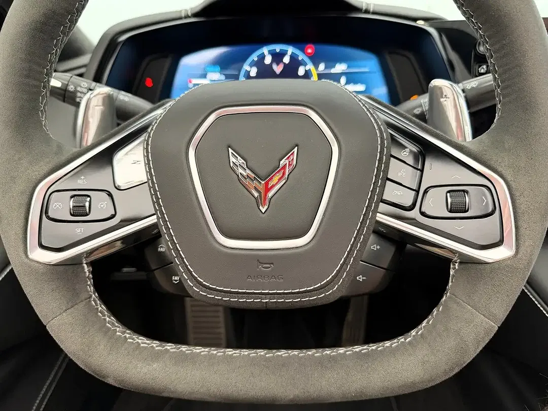 Corvette C8 6.2 V8 Z51 Performance Stingray Convertible 3LT - Thumbnail 10