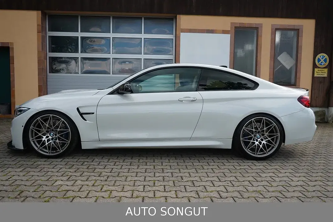 BMW M4 Competition Coupe - foto 2