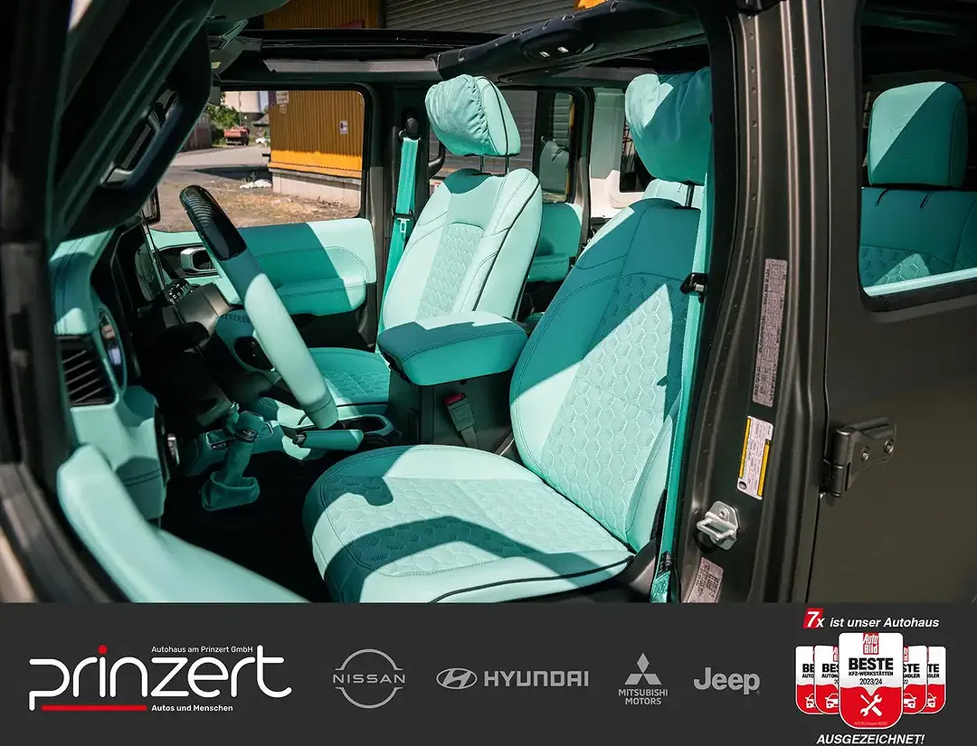 Jeep Wrangler 2.0 - Thumbnail 4