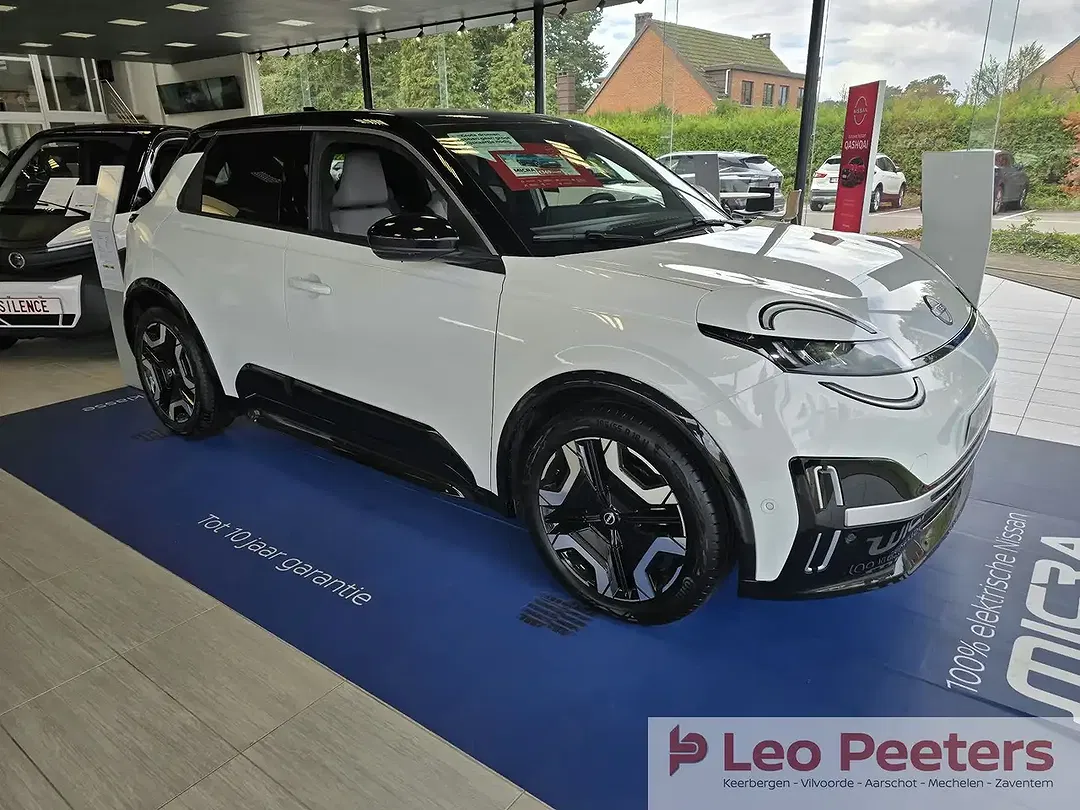 Nissan Micra Evolve - Thumbnail 4