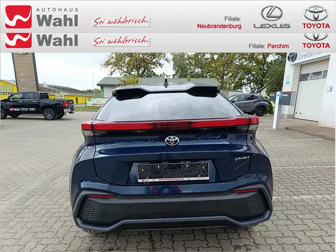Toyota C-HR Hybrid Teamplayer - Thumbnail 4