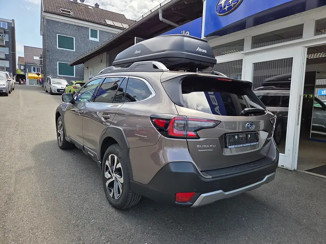 Subaru OUTBACK Platinum - Thumbnail 3