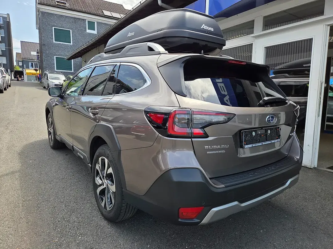 Subaru OUTBACK Platinum - Thumbnail 4
