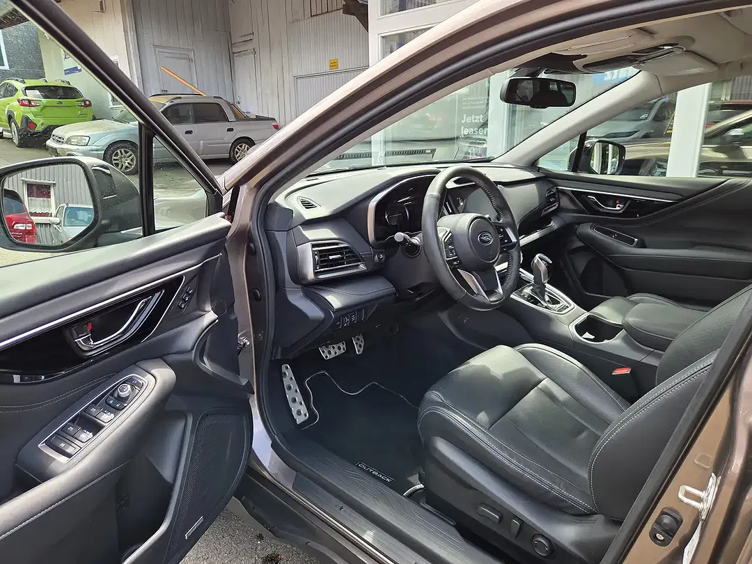 Subaru OUTBACK Platinum - Thumbnail 9