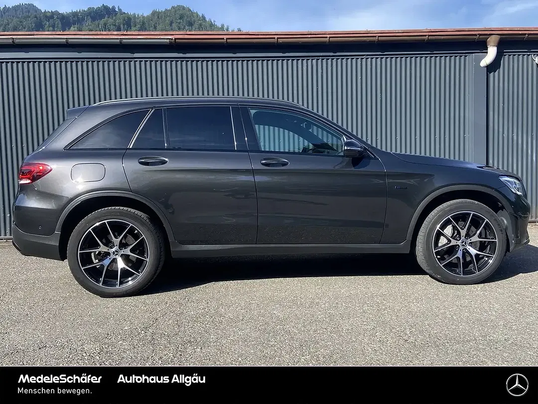 Mercedes-Benz GLC 300 4MATIC AMG Night - Thumbnail 5