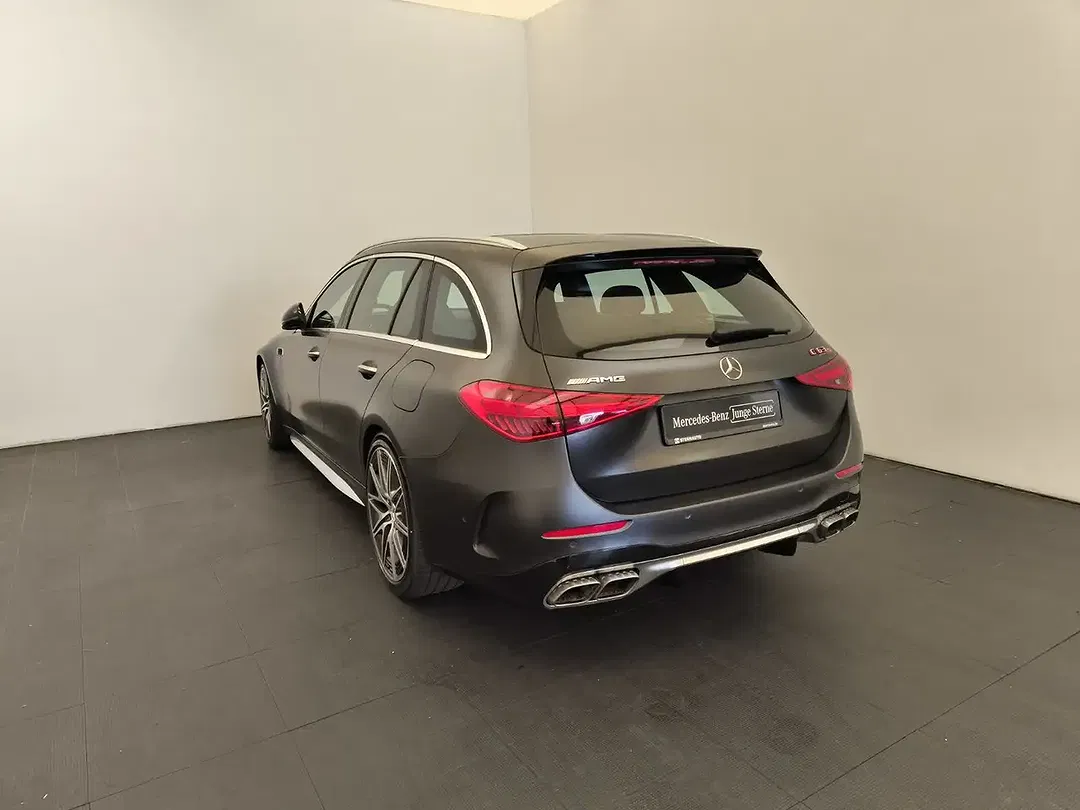 Mercedes-Benz C 63 AMG - Thumbnail 6
