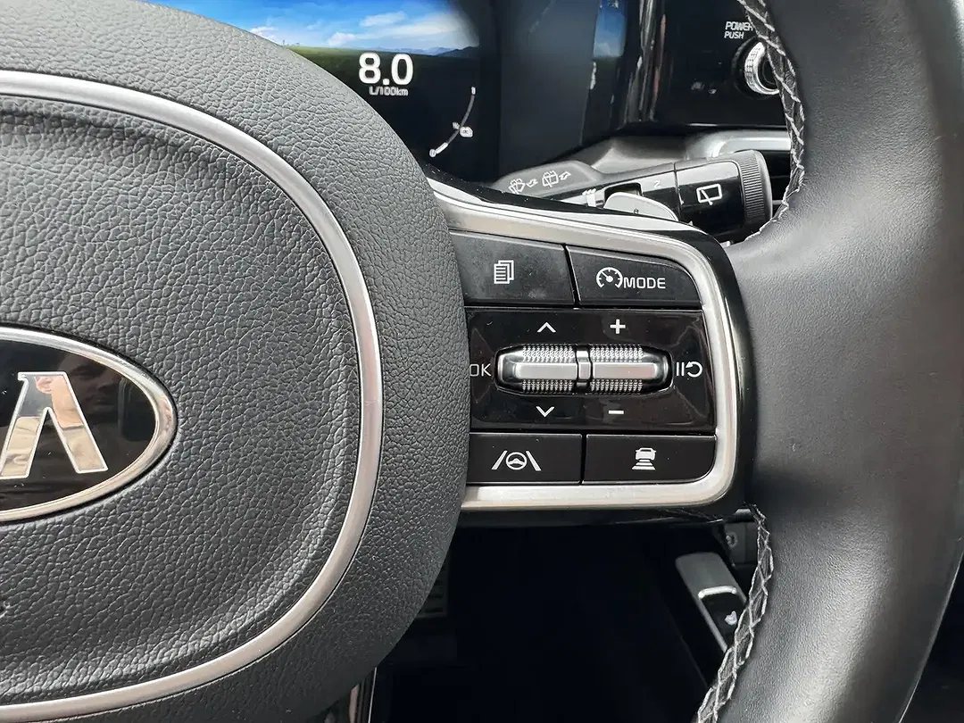 Kia Sorento 1.6 T-GDI PHEV AWD - Thumbnail 11