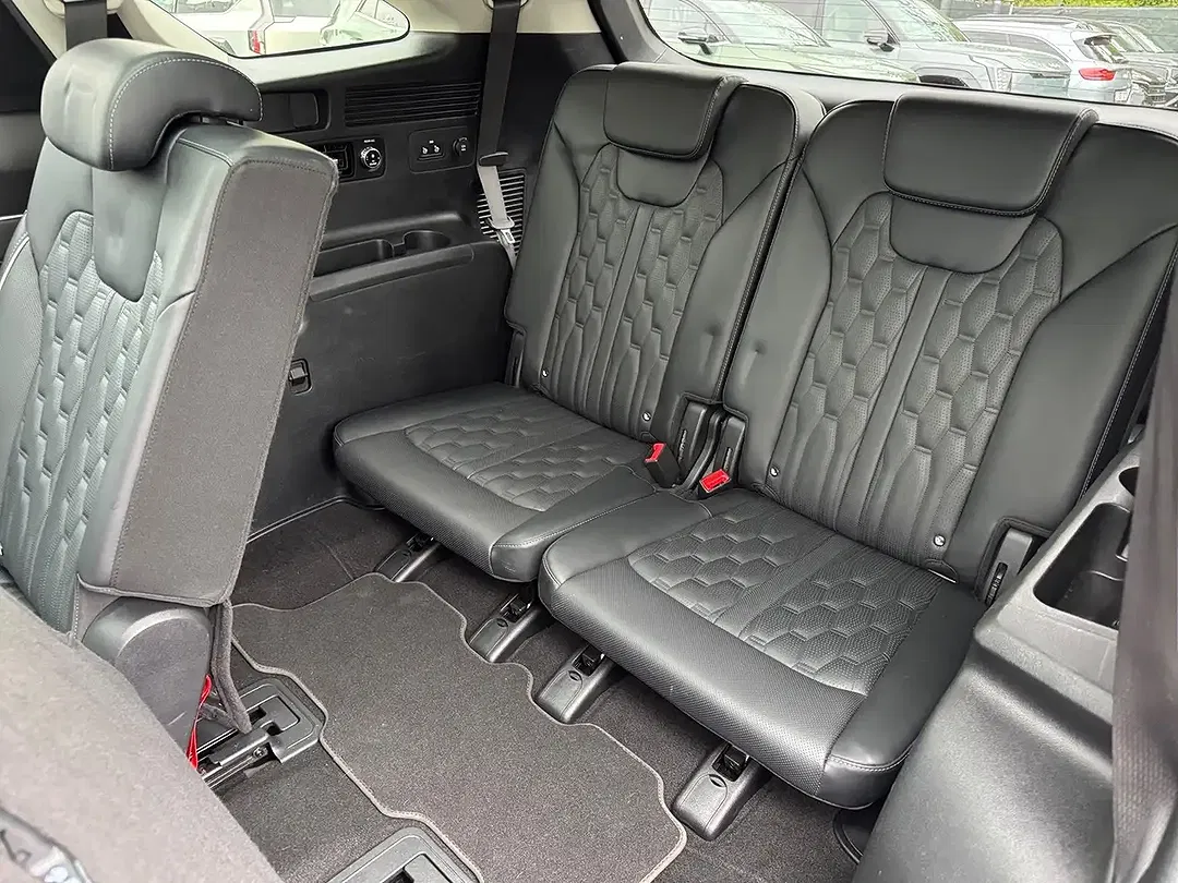 Kia Sorento 1.6 T-GDI PHEV AWD - Thumbnail 7