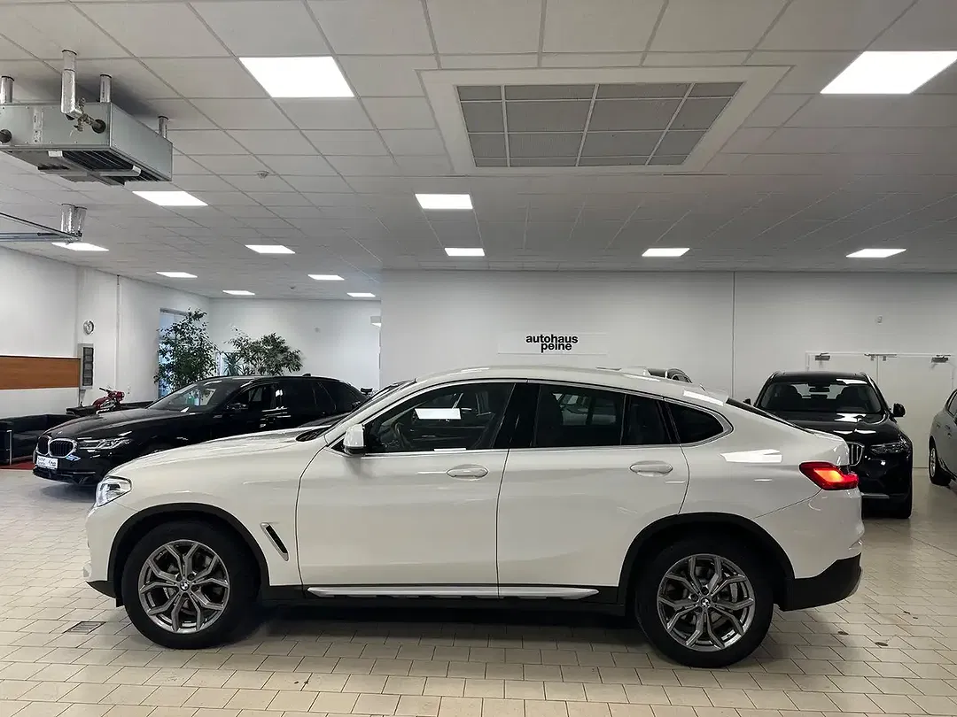 BMW X4 AUT xDrive xLine - Thumbnail 4